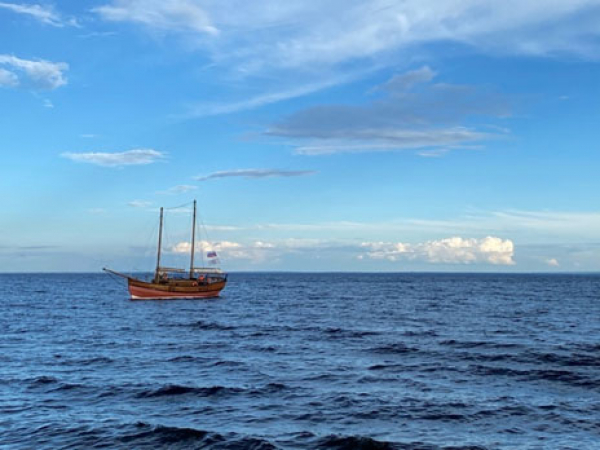 Водное путешествие ихтиологов с юными корабелами Прионежья